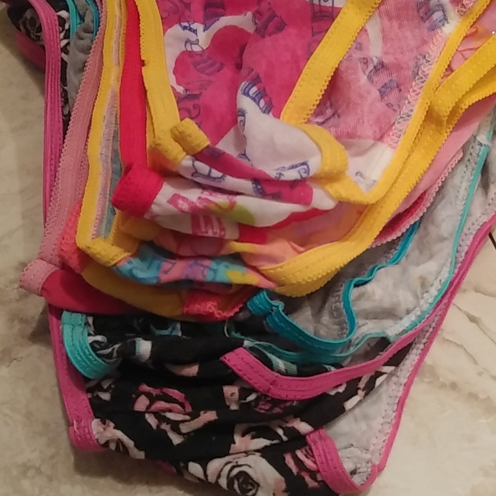 WONDER-WEAR GIRL ASSORTED UNDERWEAR - Picture 4 of 16